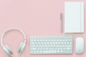L'impact des IA génératives sur la création d'assistants personnalisés pour améliorer la productivité individuelle en entreprise
