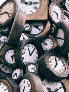 5 façons dont l'intelligence artificielle redéfinit la gestion du temps dans les projets agiles